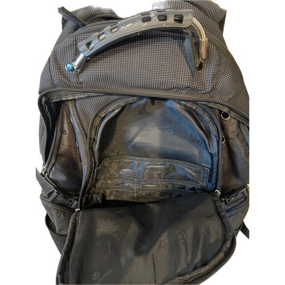 Volkano G-Unit Backpack Blk/Grey - Picture 3 of 6